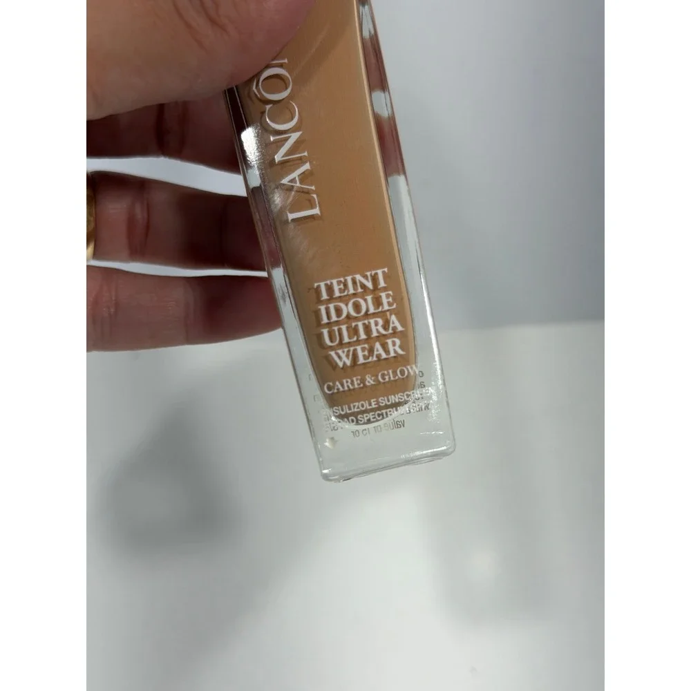 Lancome Teint Idole Ultra Wear Care & Glow Foundation 220C Glowy SPF27 see pictu